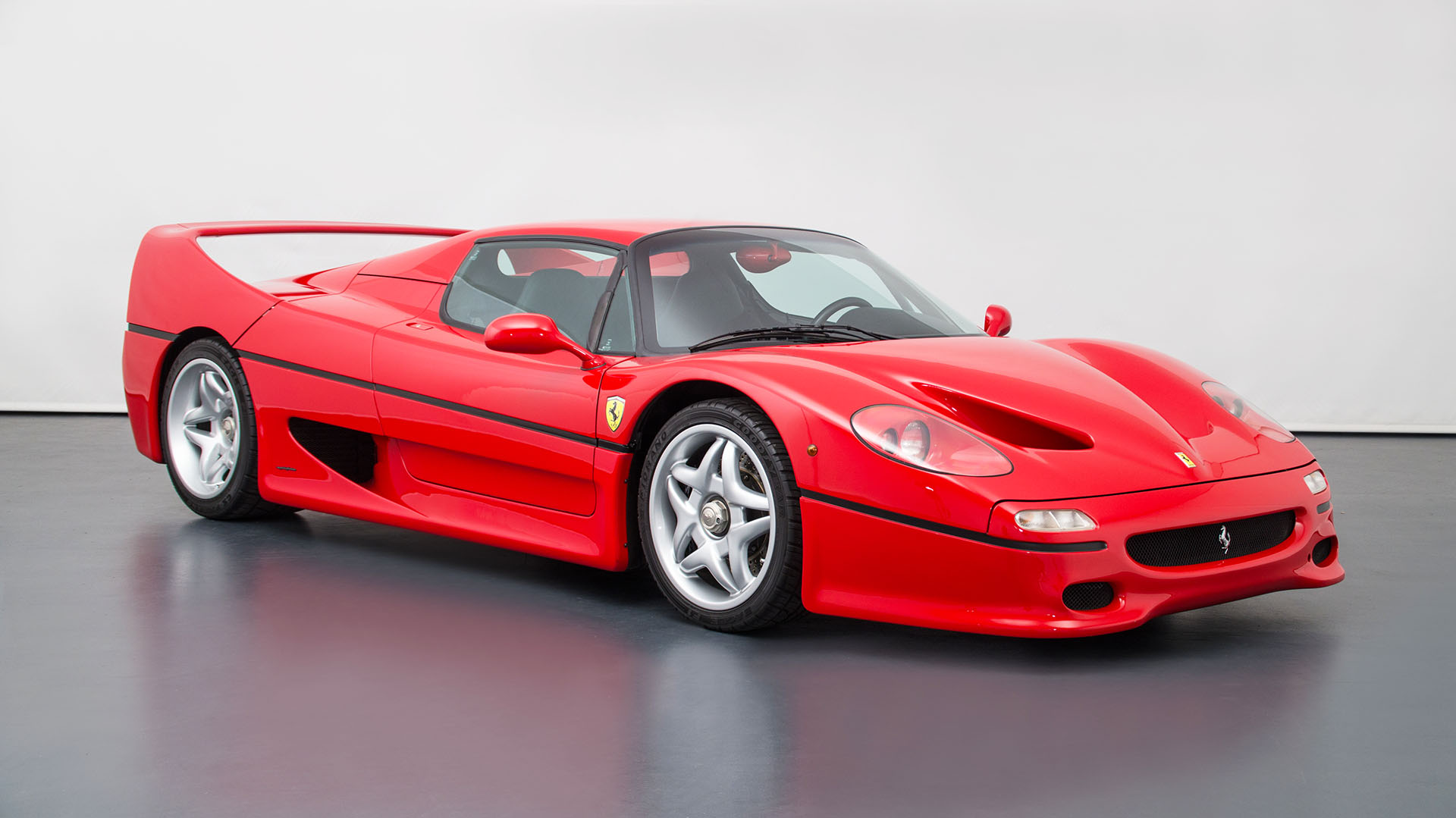 Ferrari f50 с выдвижными фарами